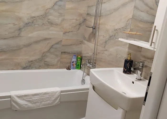 Spot With Parking بوخارست