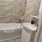 Spot With Parking 布加勒斯特