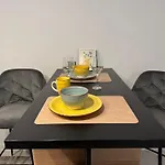 Spot With Parking 布加勒斯特