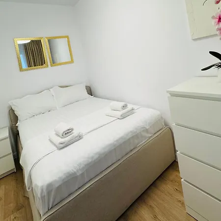 Spot With Parking * Bukarest