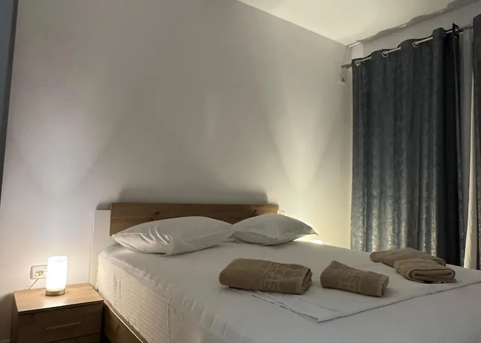 Spot With Parking Bucureşti