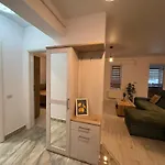 Apartman Spot With Parking Bukarest
